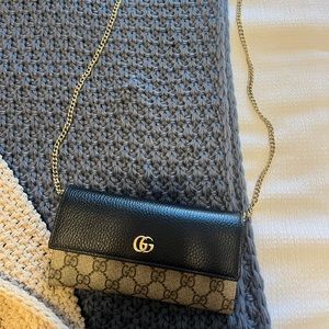 Gucci Crossbody Purse Wallet